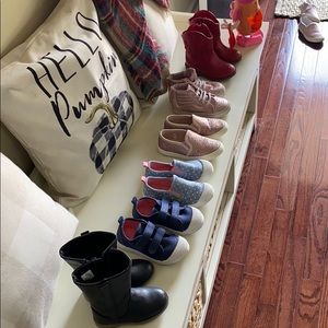 Toddler various sizes shoe bundle. 7-8 vanscat&jac